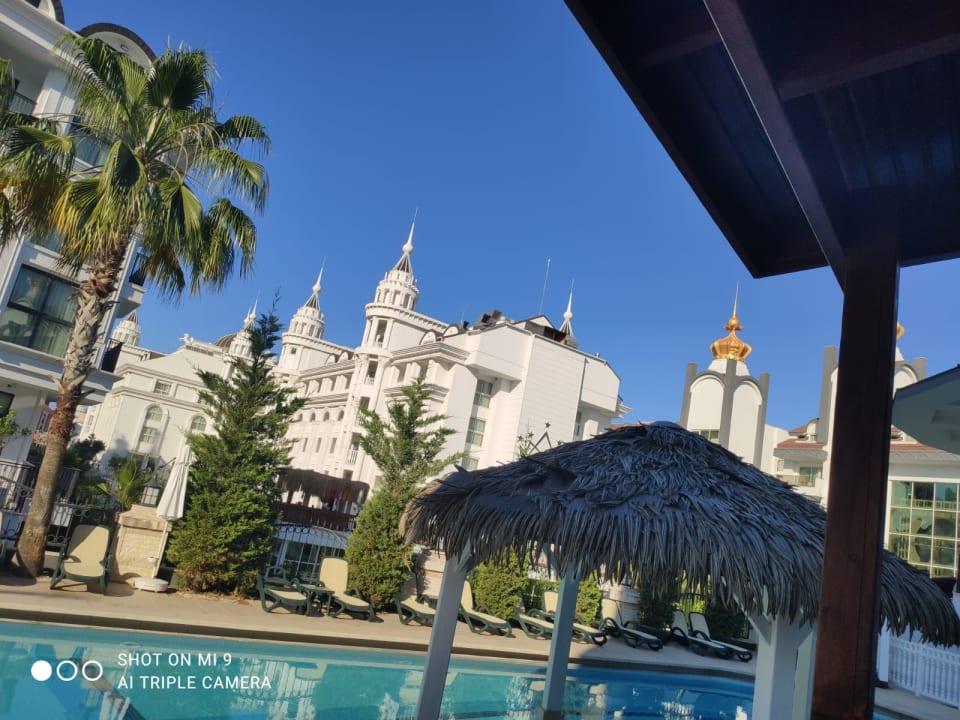 Pool Well Palace Side