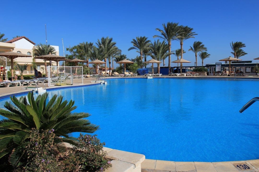 Movie Gate Golden Beach Resort