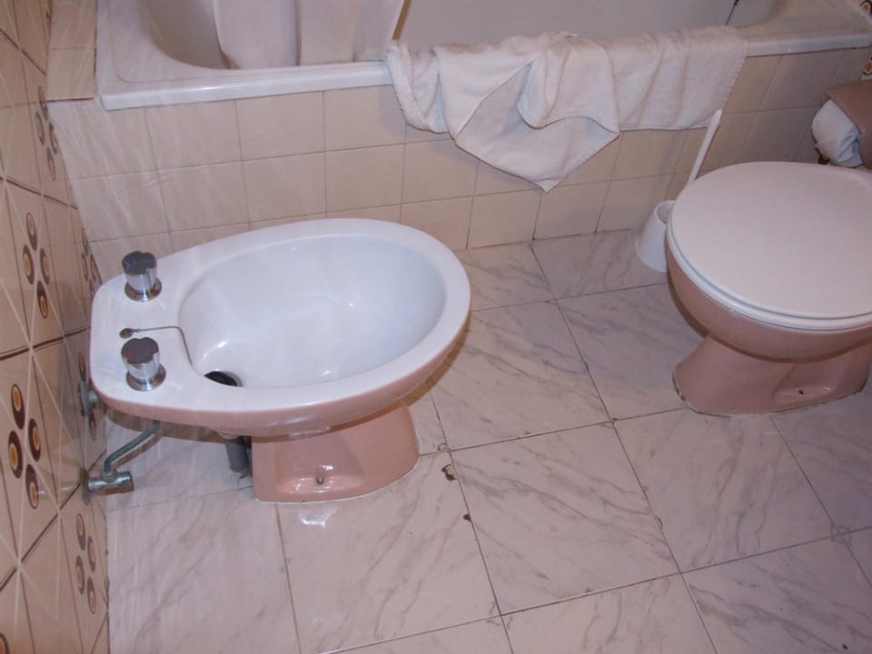 Badezimmer HL Miraflor Suites Hotel