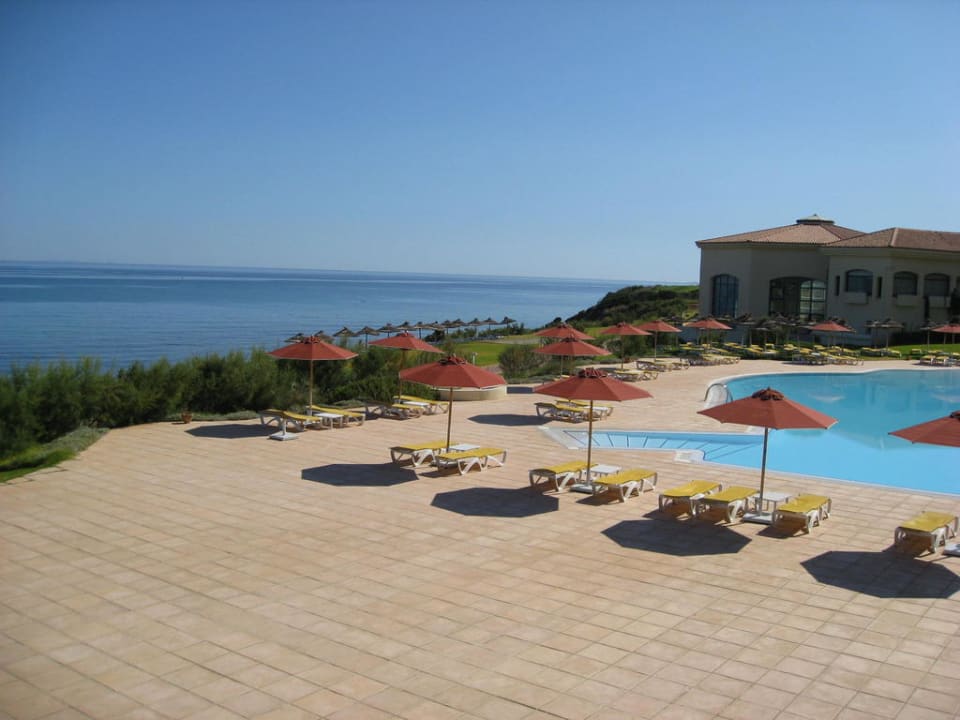 Pool ist schön, fehlt ein wenig Vegetation La Cigale Tabarka Hôtel – Thalasso & Spa – Golf