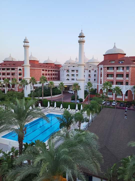 Außenansicht Royal Taj Mahal Hotel