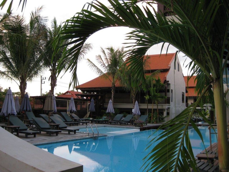 Liegebereich am Pool Khaolak Oriental Resort - Adults only