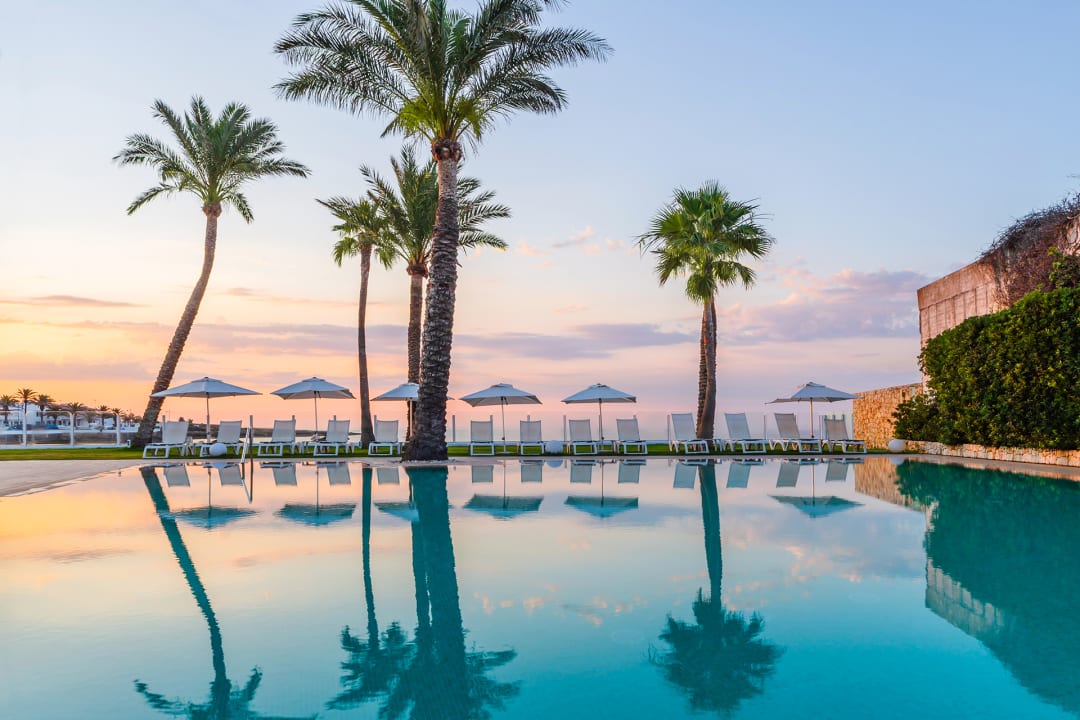 Pool BlueRooms Rafalet