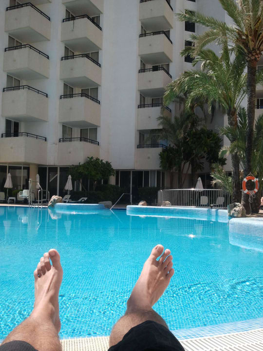 Gepflegter Pool Hipotels Bahia Grande