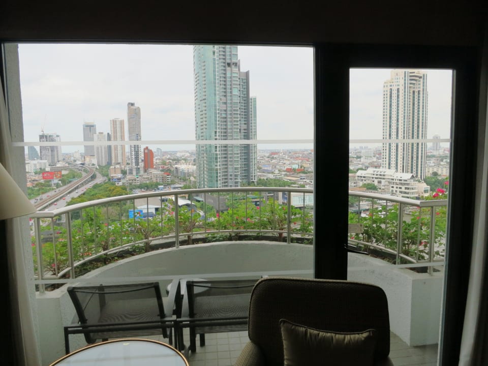 Krungthep Deluxe Balcony Room Shangri-La Hotel, Bangkok