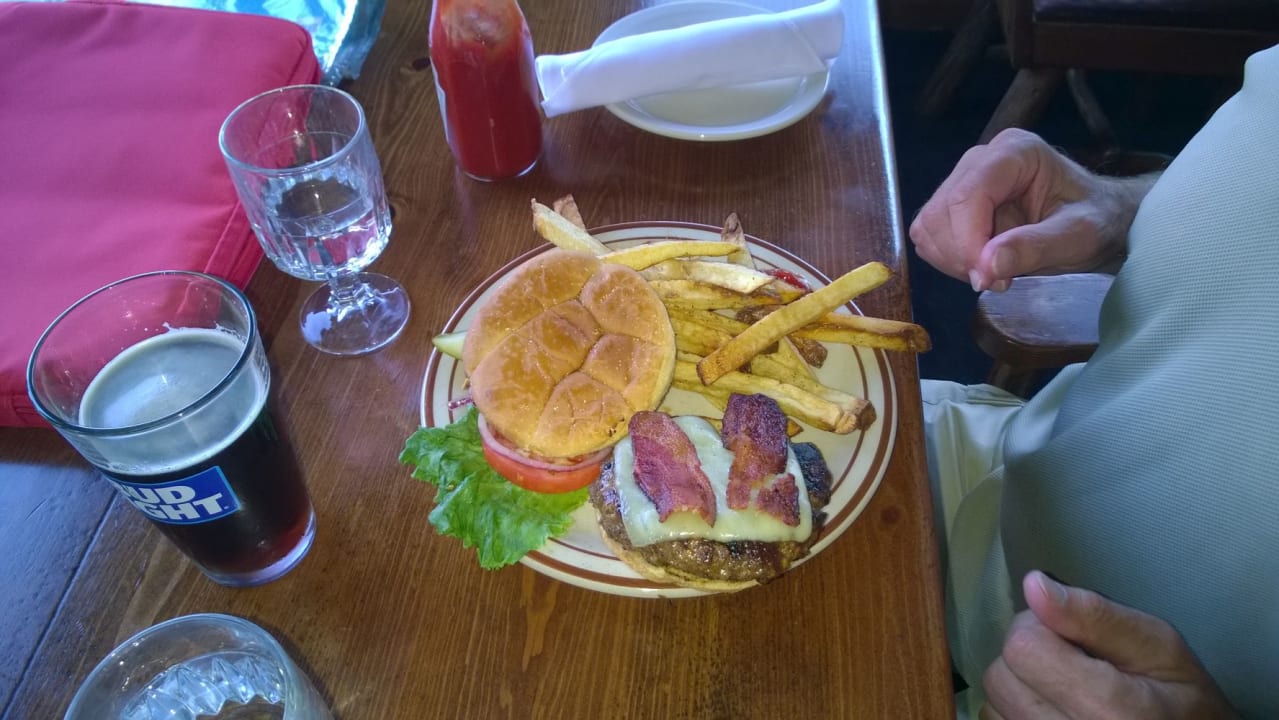 Restaurant Pahaska Tepee Resort