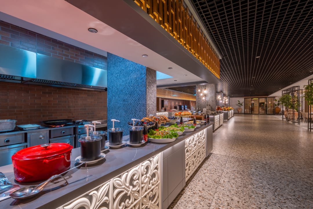Gastro Hotel Royal Garden Beach