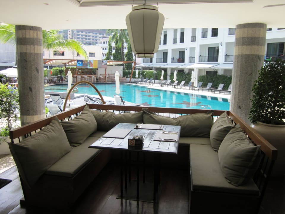 Frühstücksbereich Außen Sawaddi Patong Resort