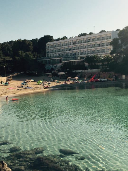Blick aufs Hotel Grupotel Ibiza Beach Resort