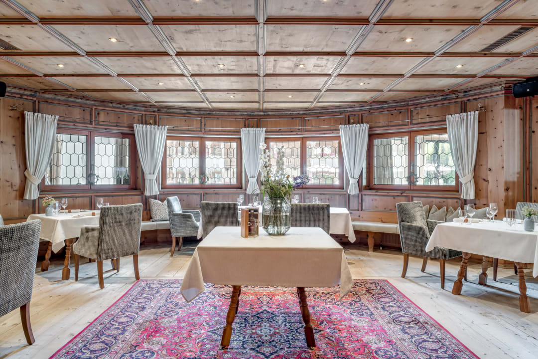 Gastro Hotel Trofana Royal