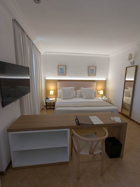 Zimmer VIVA Cala Mesquida Suites & Spa 16+