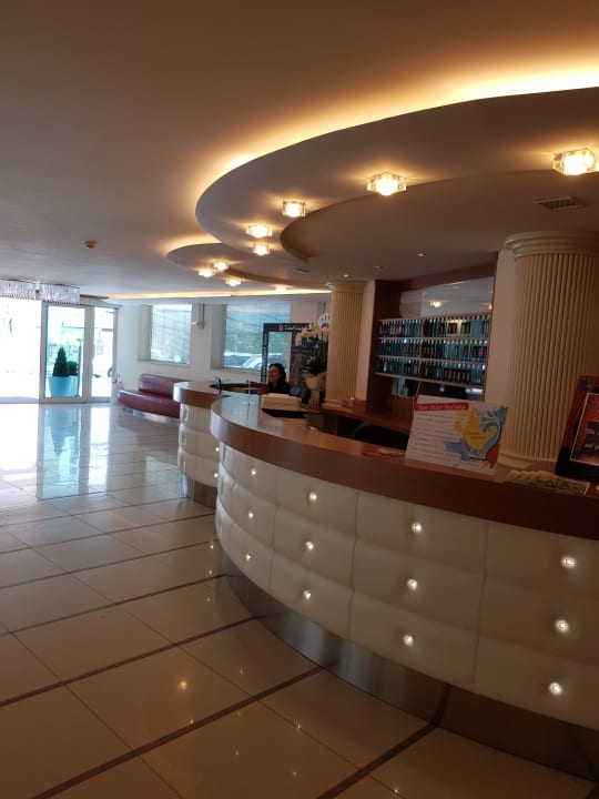 Lobby Hotel King Marte