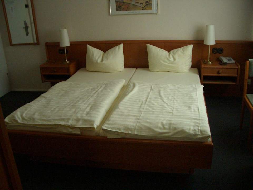 Zimmer Elbbrücken Hotel