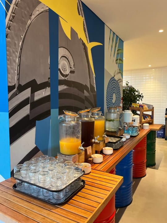 Gastro Rove Dubai Marina
