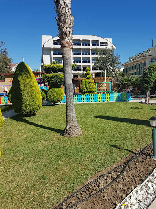 Gartenanlage Grand Seker Hotel