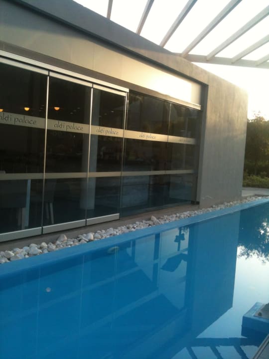 Bar Akti Palace Resort & Spa