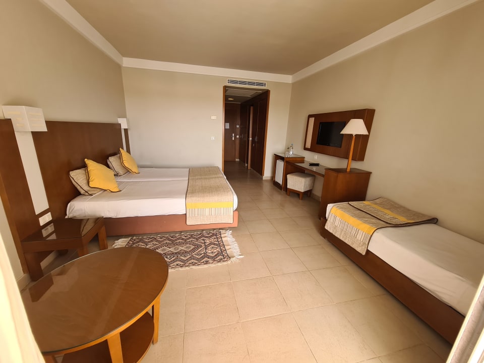 Zimmer Vincci Helios Beach