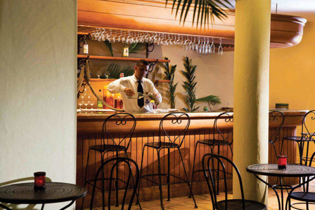 Bar BelleVue Dominican Bay