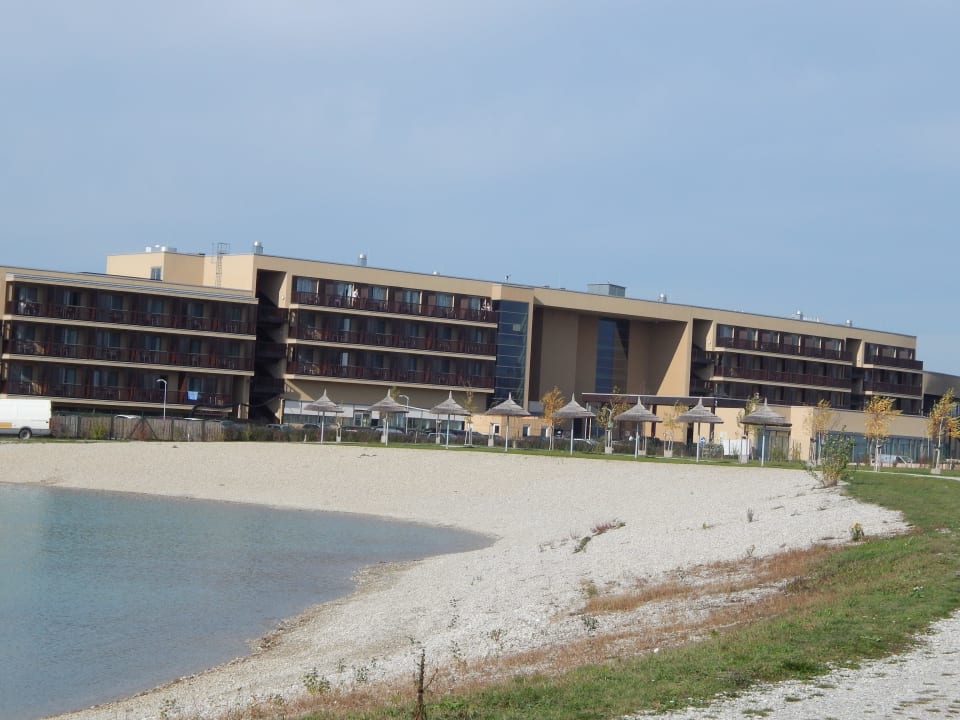 Hotelbadebucht St. Martins Therme & Lodge Hotel