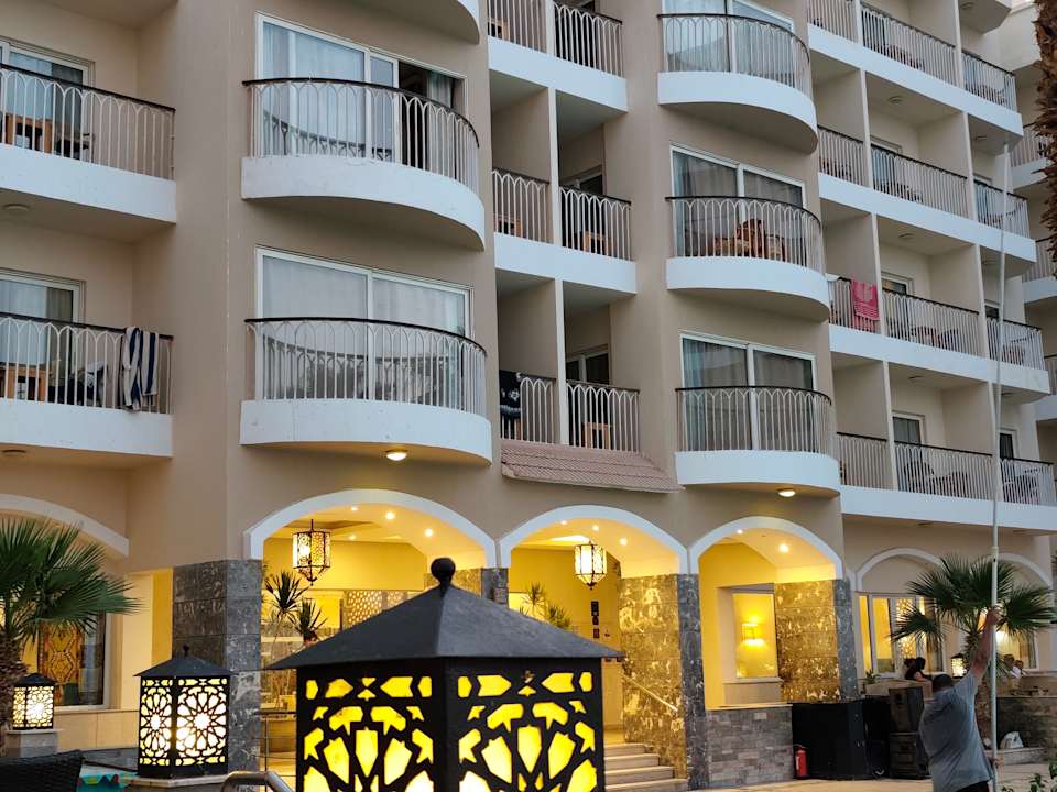 Außenansicht Royal Star Beach Resort