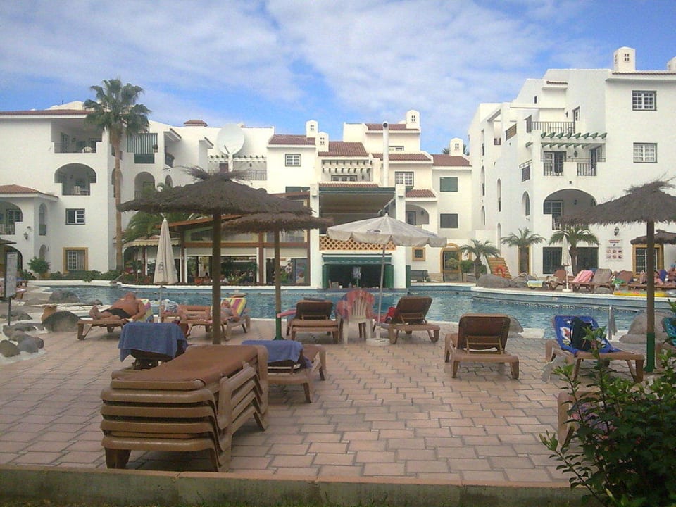 Pool Sunset Harbour Club