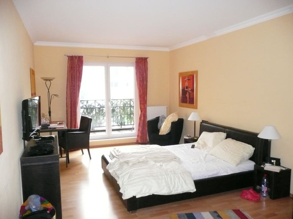 Zimmer mit Blick zum Garten Hotel Villa Toskana