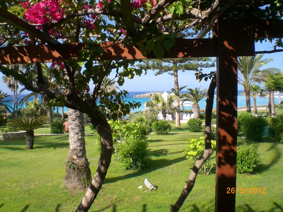 Blick von der Restaurantterrasse Hotel Nissi Beach Resort