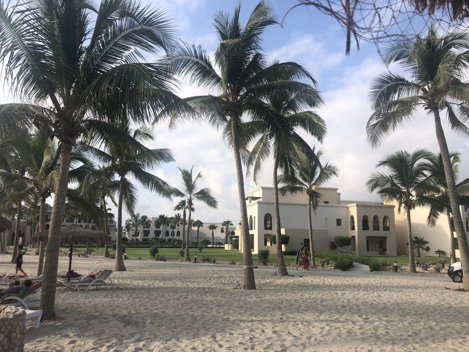 Strand Salalah Rotana Resort