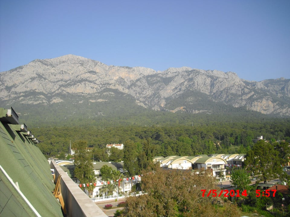 Zimmer links Armas Gül Beach