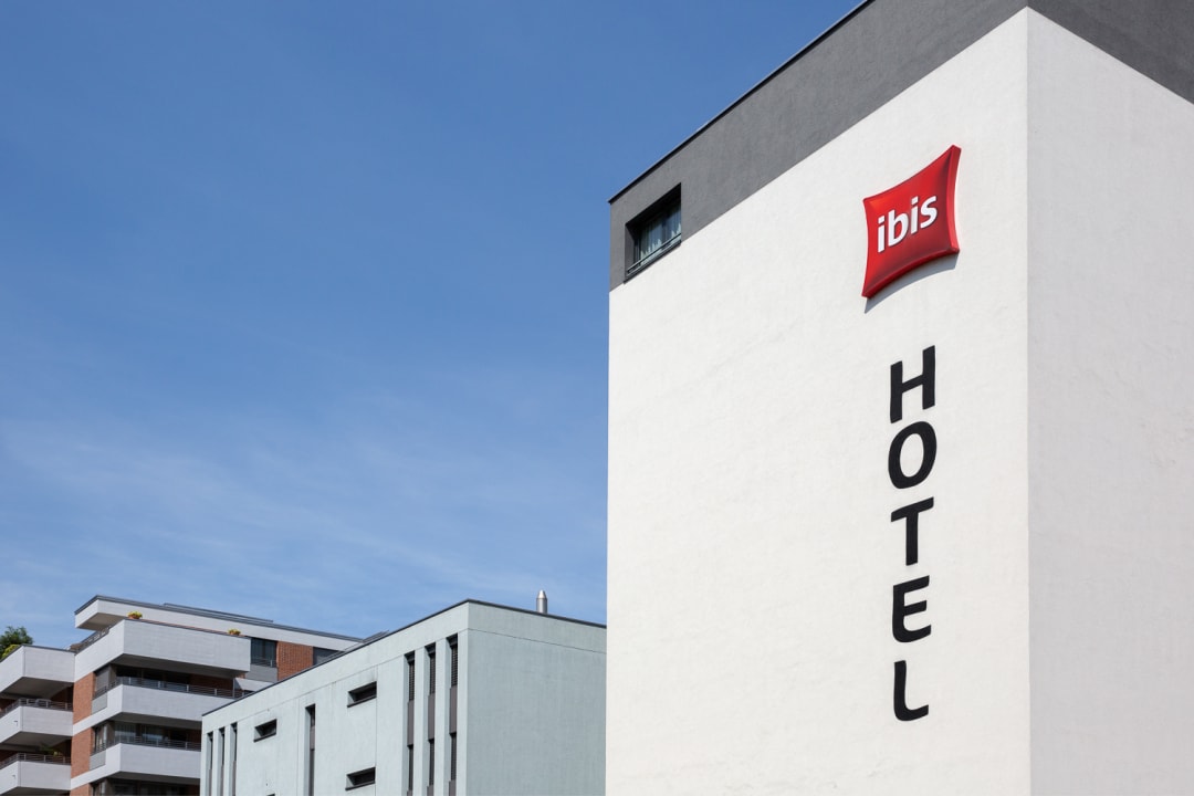 Außenansicht Hotel Ibis Locarno