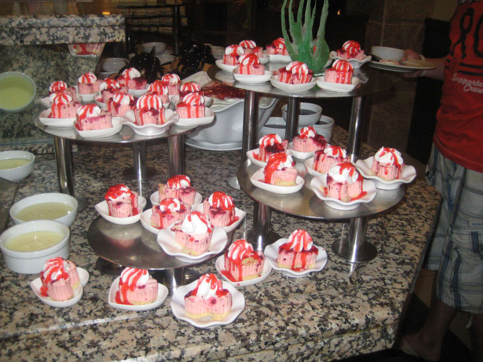 Dessert Trendy Aspendos Beach Hotel