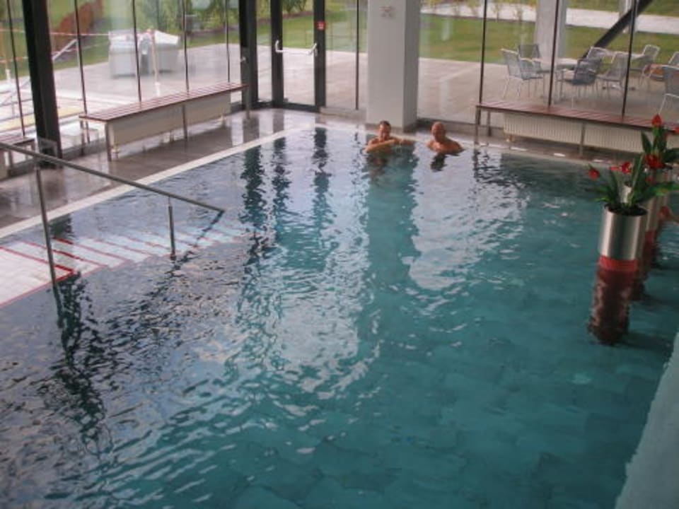 Pool All In Red Thermenhotel