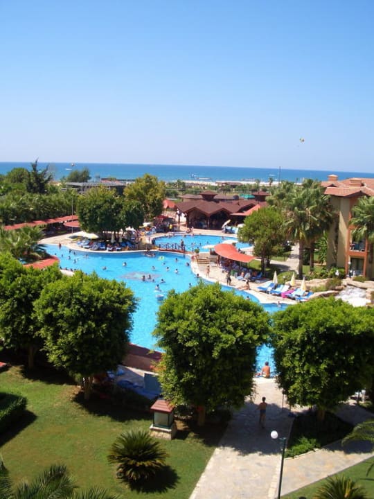 Poolansicht Miramare Queen Hotel