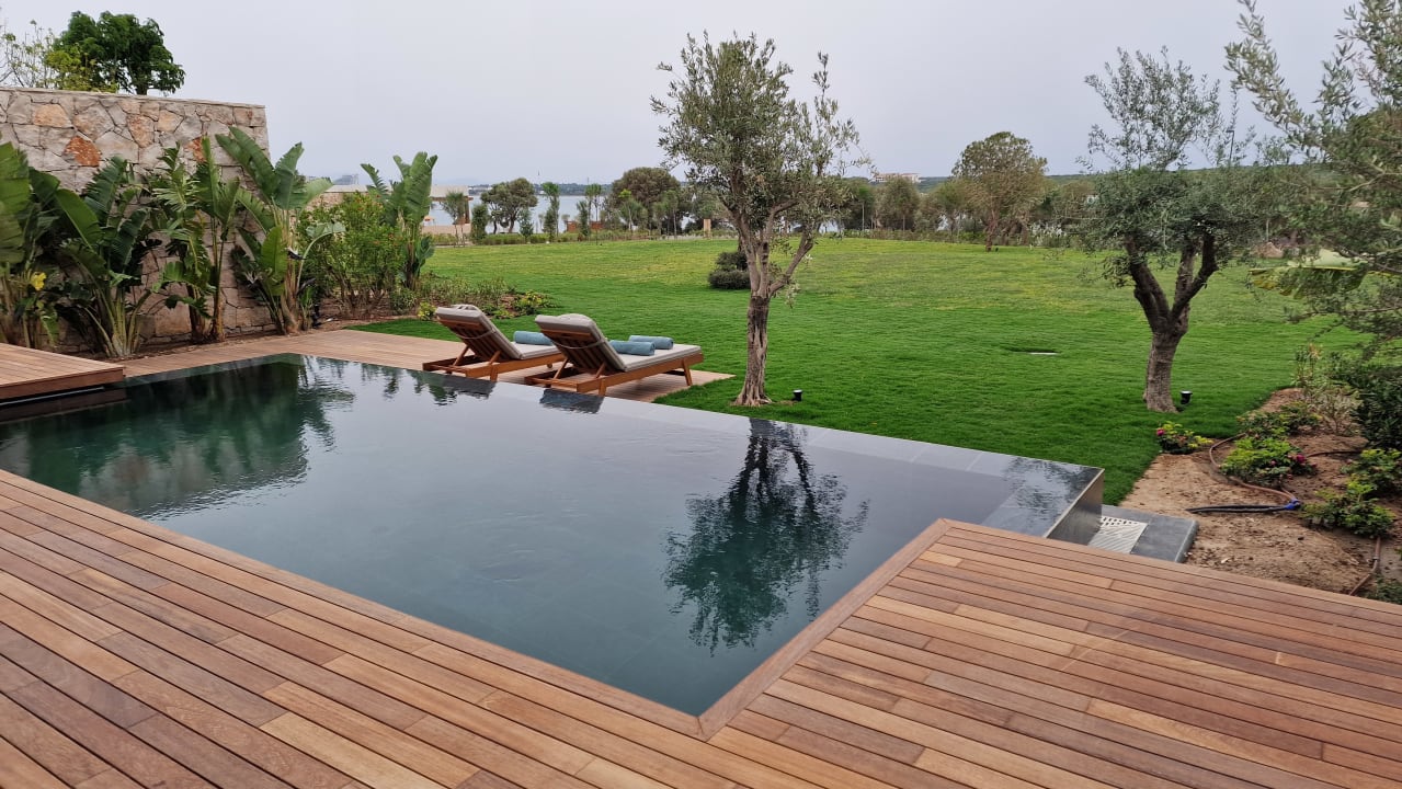 Gartenanlage Anda Barut Collection