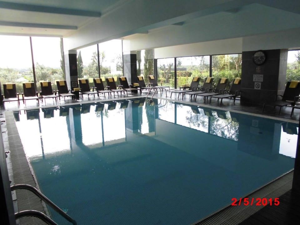 Innenpool Convento do Espinheiro Hotel & Spa