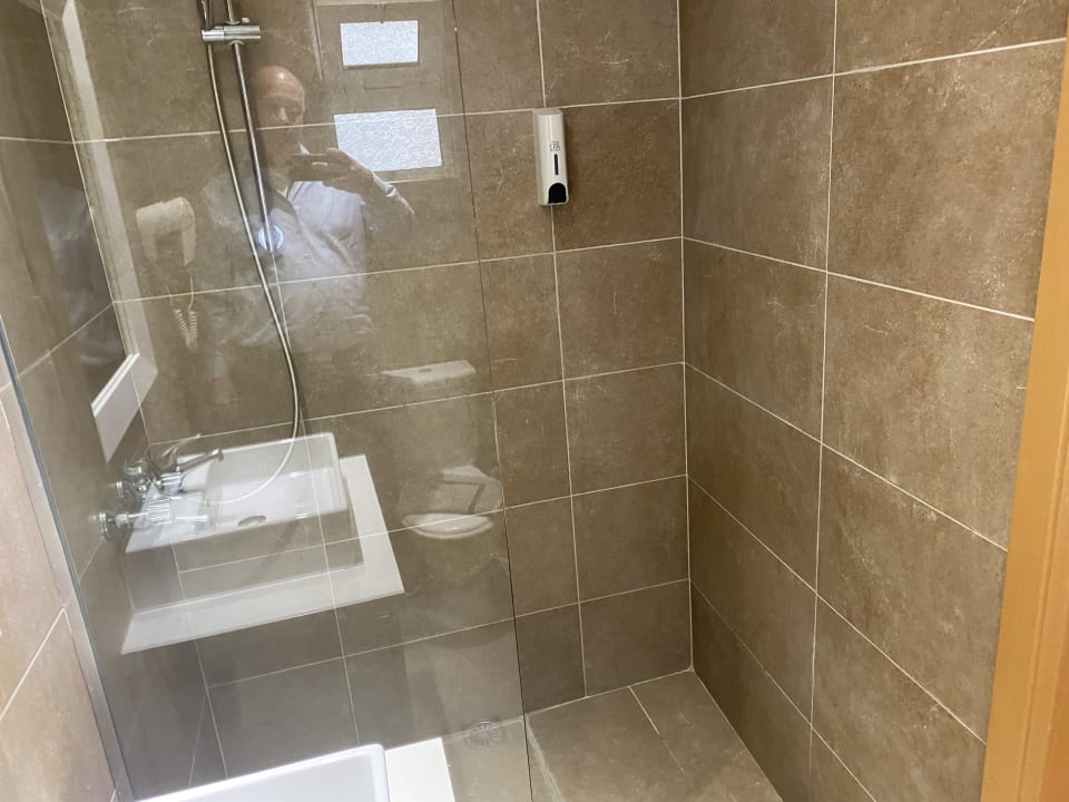 Zimmer Hotel & Apartments Argiri