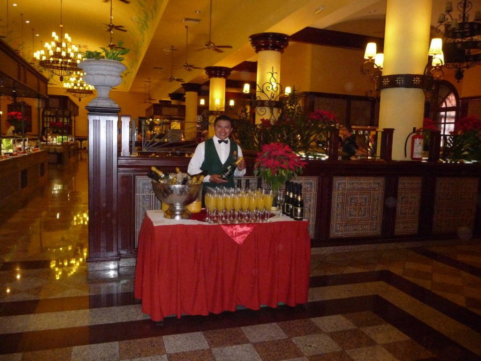 Sekt am Morgen Hotel Riu Tequila
