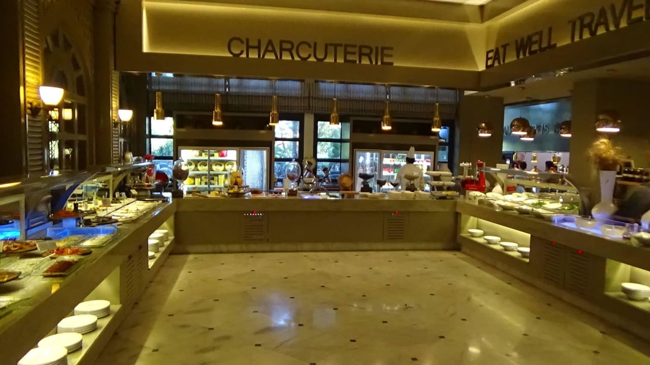 Details... Balmy Foresta