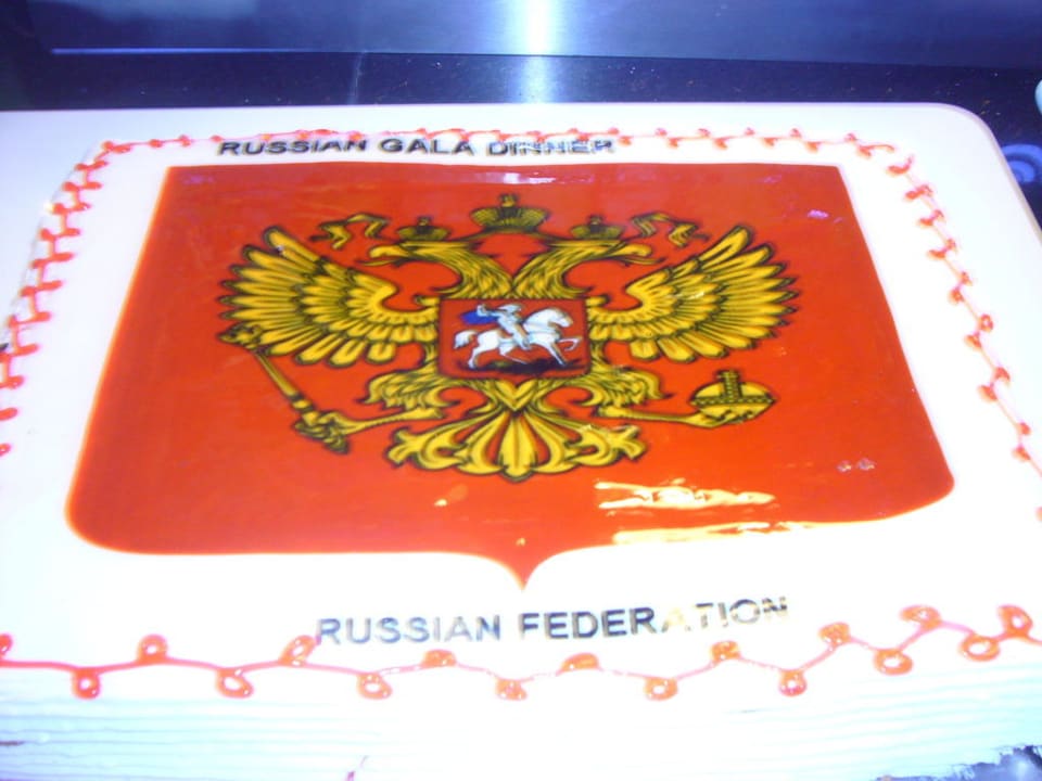 Торт на русском ужине Limak Lara Deluxe Hotel & Resort