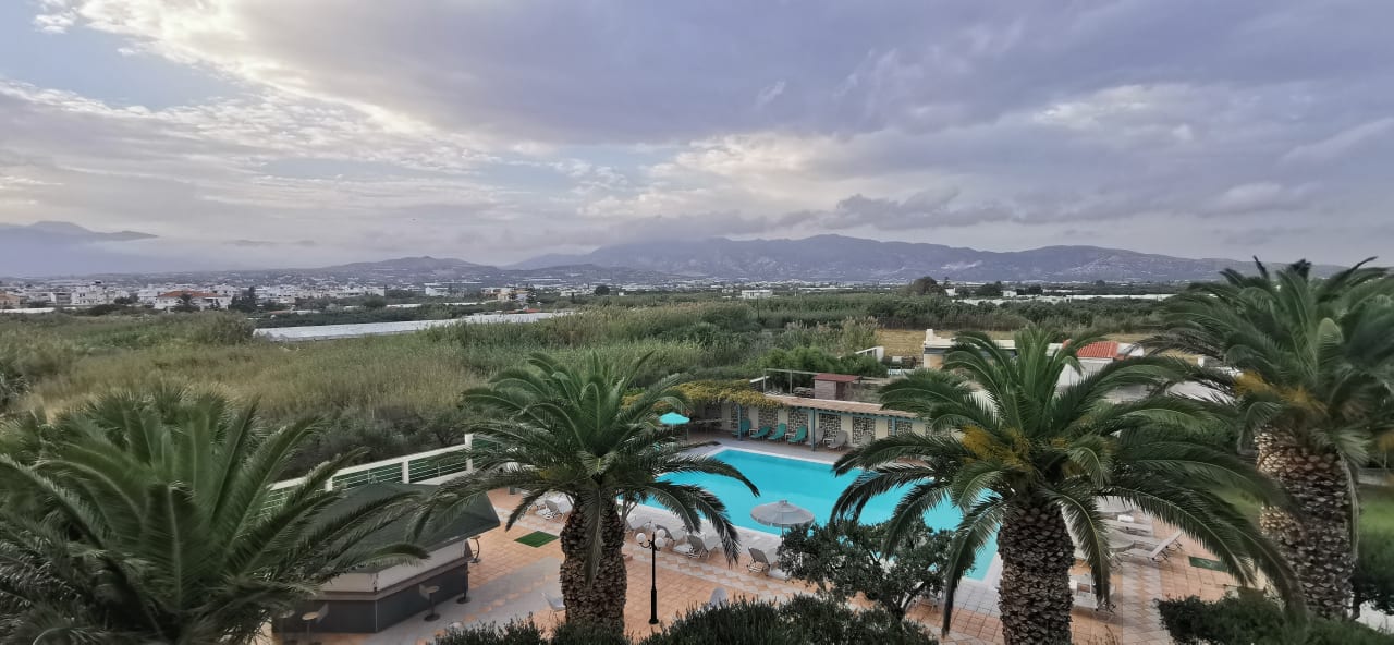 Pool Tylissos Beach Hotel