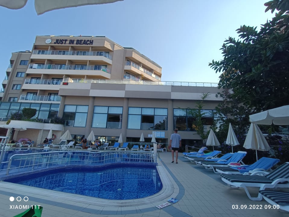Pool Aska Hotel Just in Beach