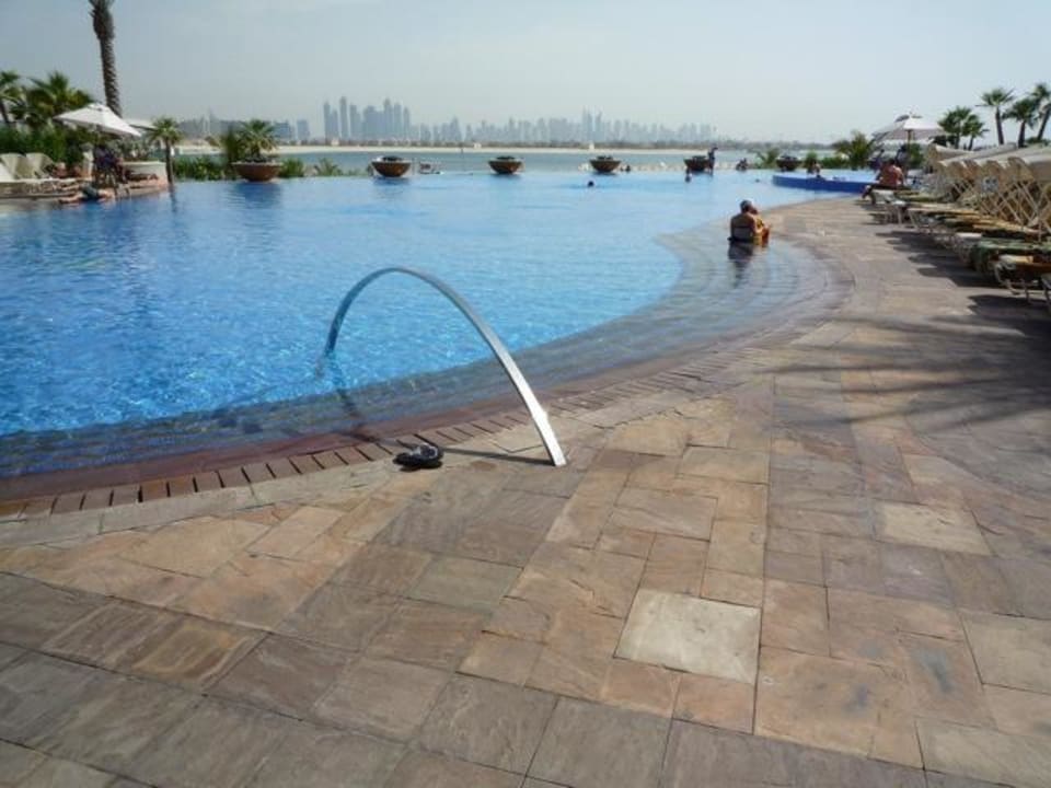 Am Hauptpool Atlantis, The Palm