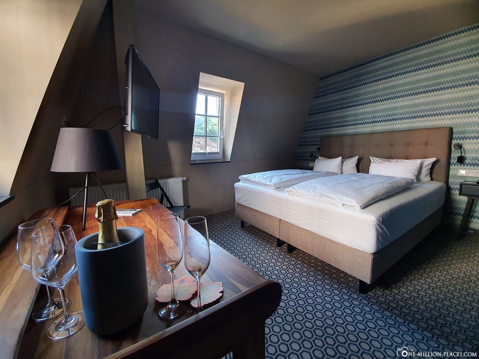 Zimmer Hotel Goldene Traube - by Neugart