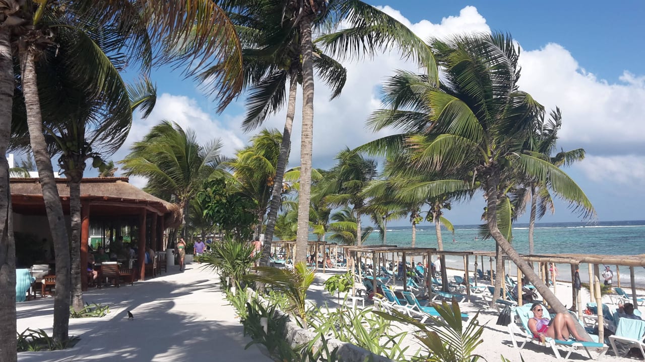 Strand Akumal Bay Beach & Wellness Resort