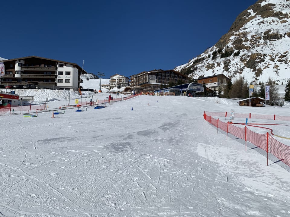 Außenansicht Panorama Hotel Almhof
