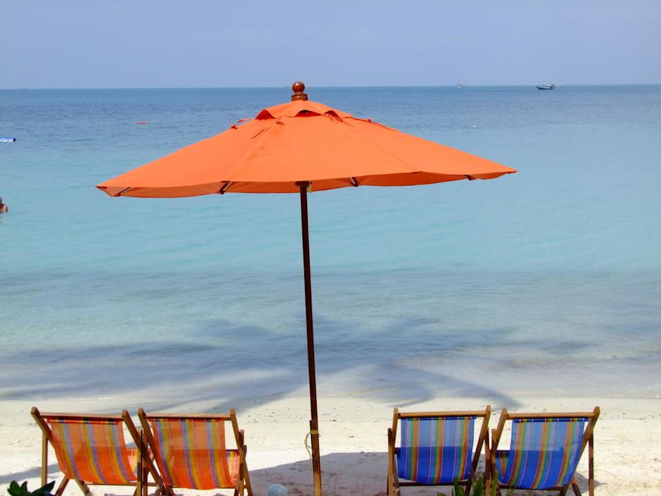 Weißer Sand, klares Wasser Long Bay Resort Koh Phangan