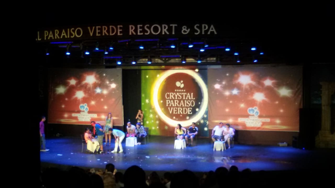 Animationsfläche mit täglicher Animation  Crystal Paraiso Aqua Collection