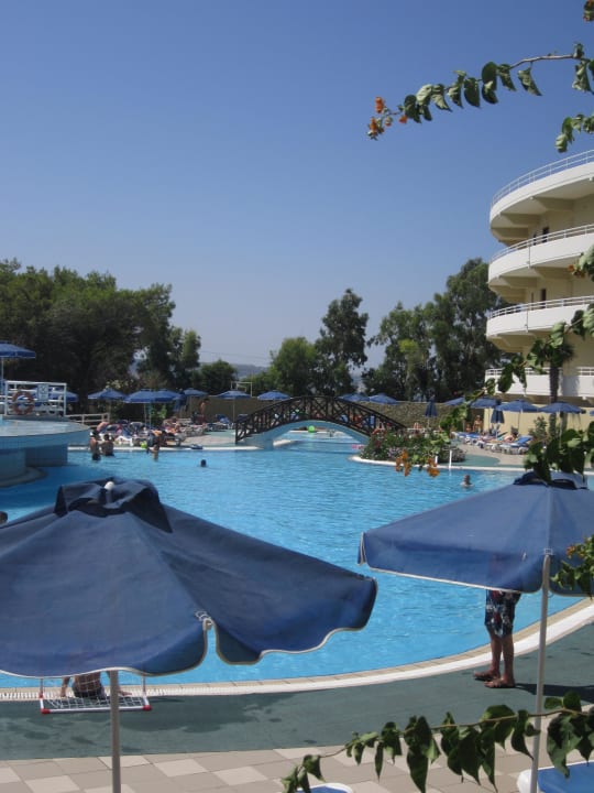Poolanlage für Halbpensionsgäste Hotel Kalithea Mare Palace