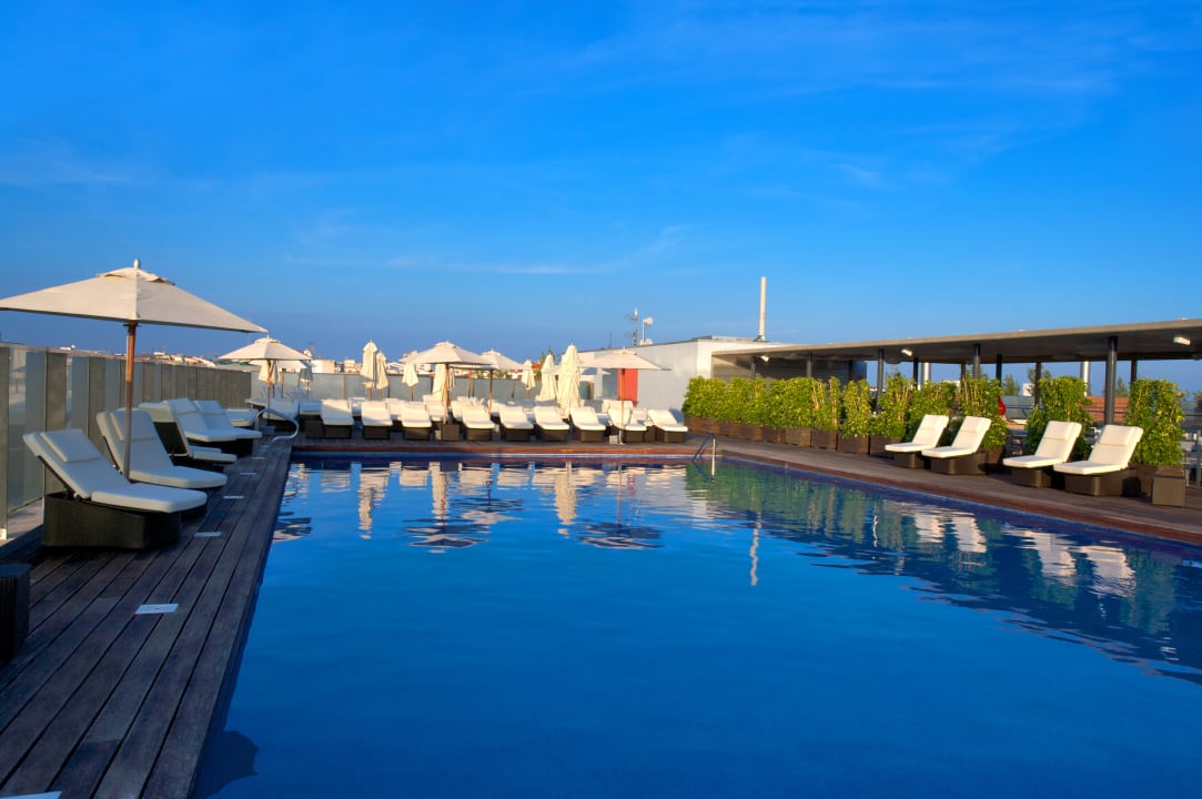 Pool Le Meridien Ra Beach Hotel & Spa