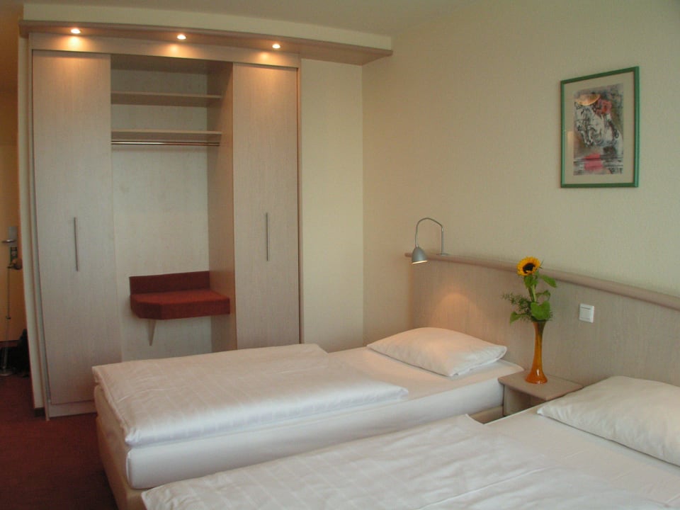 Twinzimmer Hotel Panorama Inn und Boardinghaus